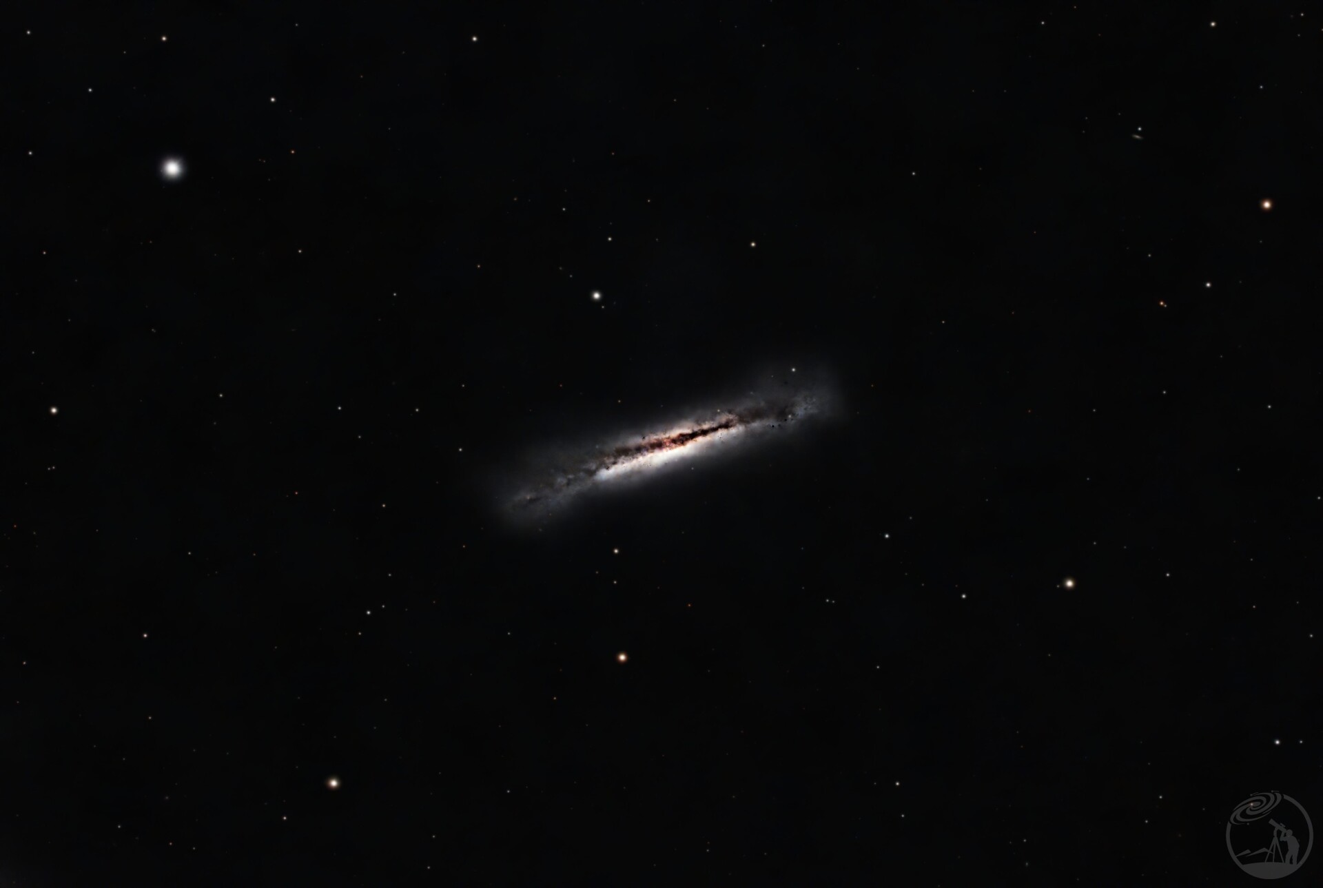 NGC 3628汉堡星系（狮子座三星系