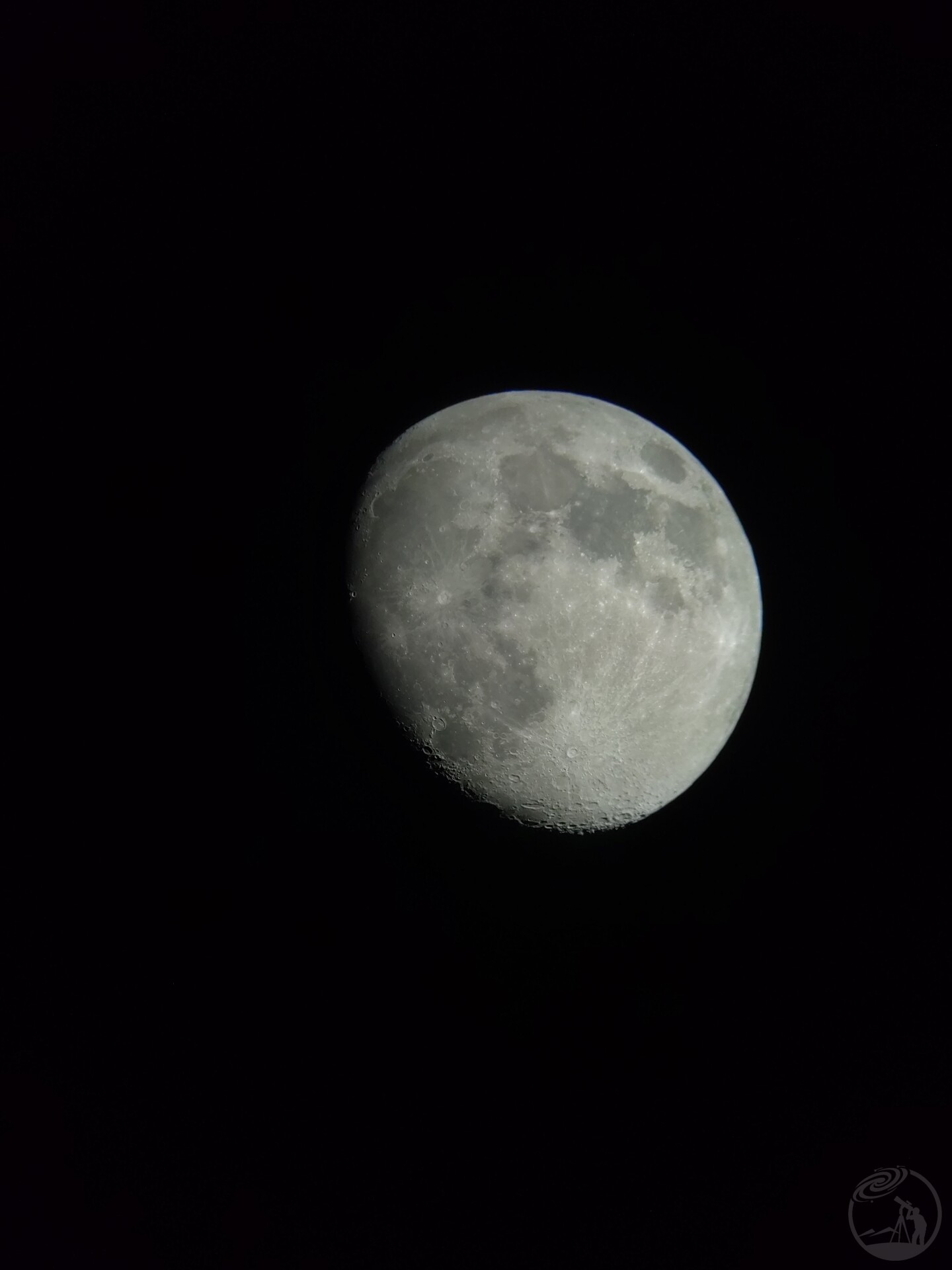 2025年最后的月亮