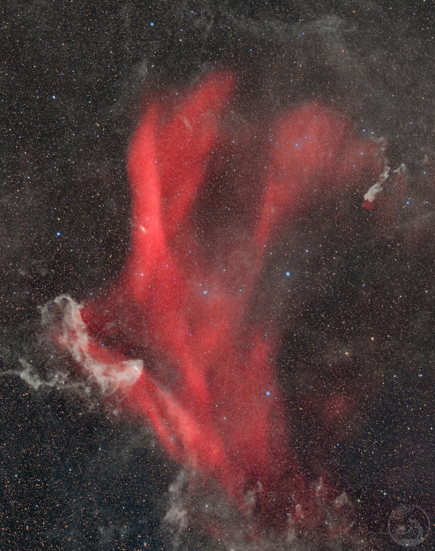 蝎虎座大星云SH2-126