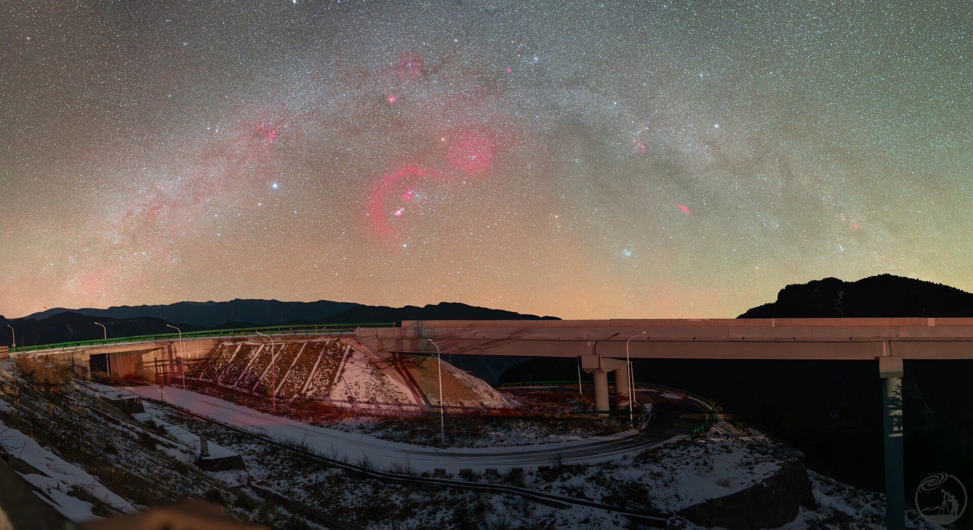 神农架冬季银拱