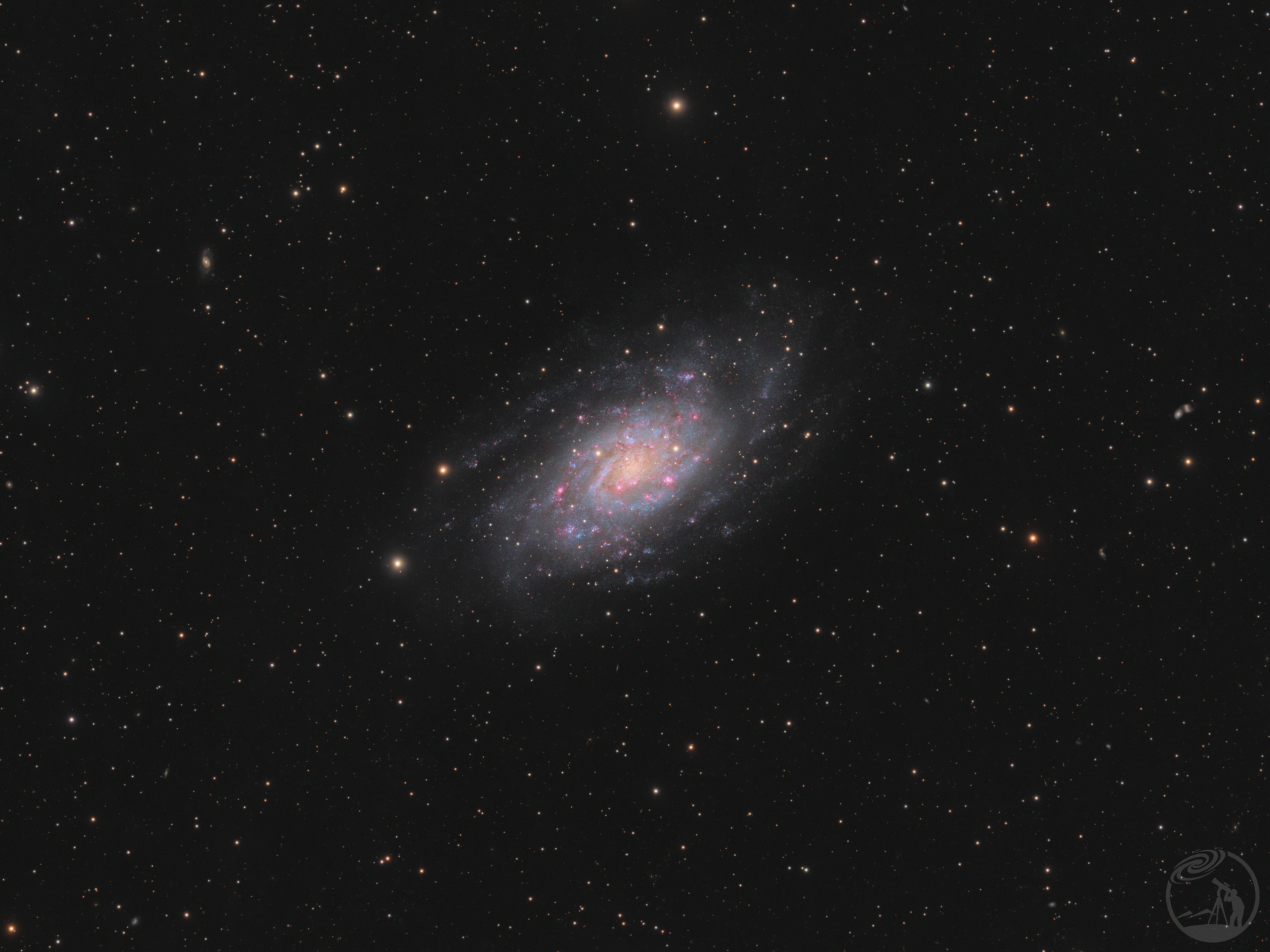 NGC2403