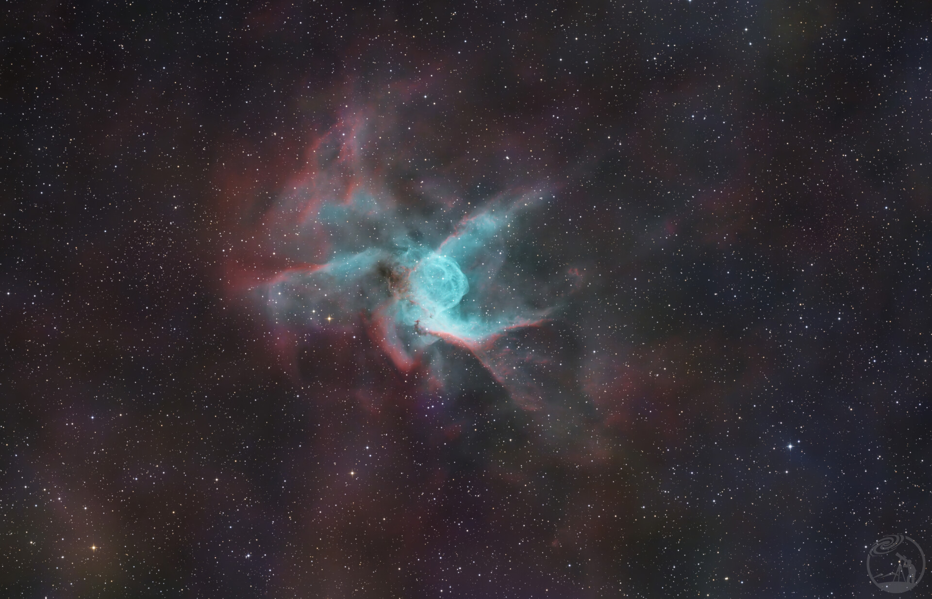 NGC2359  雷神的头盔