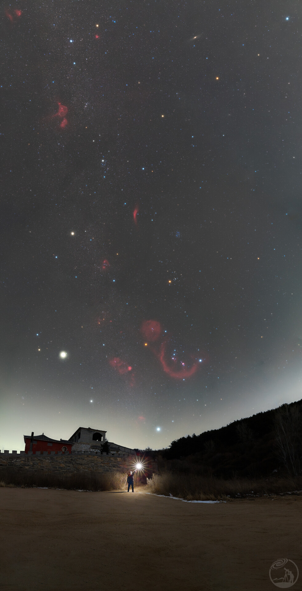 冬夜星空璀璨如诗