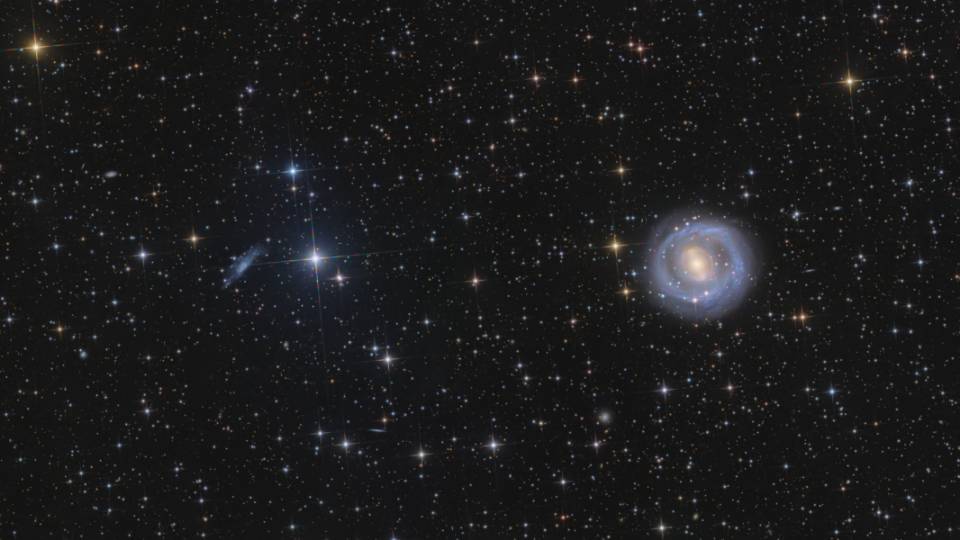 NGC2217