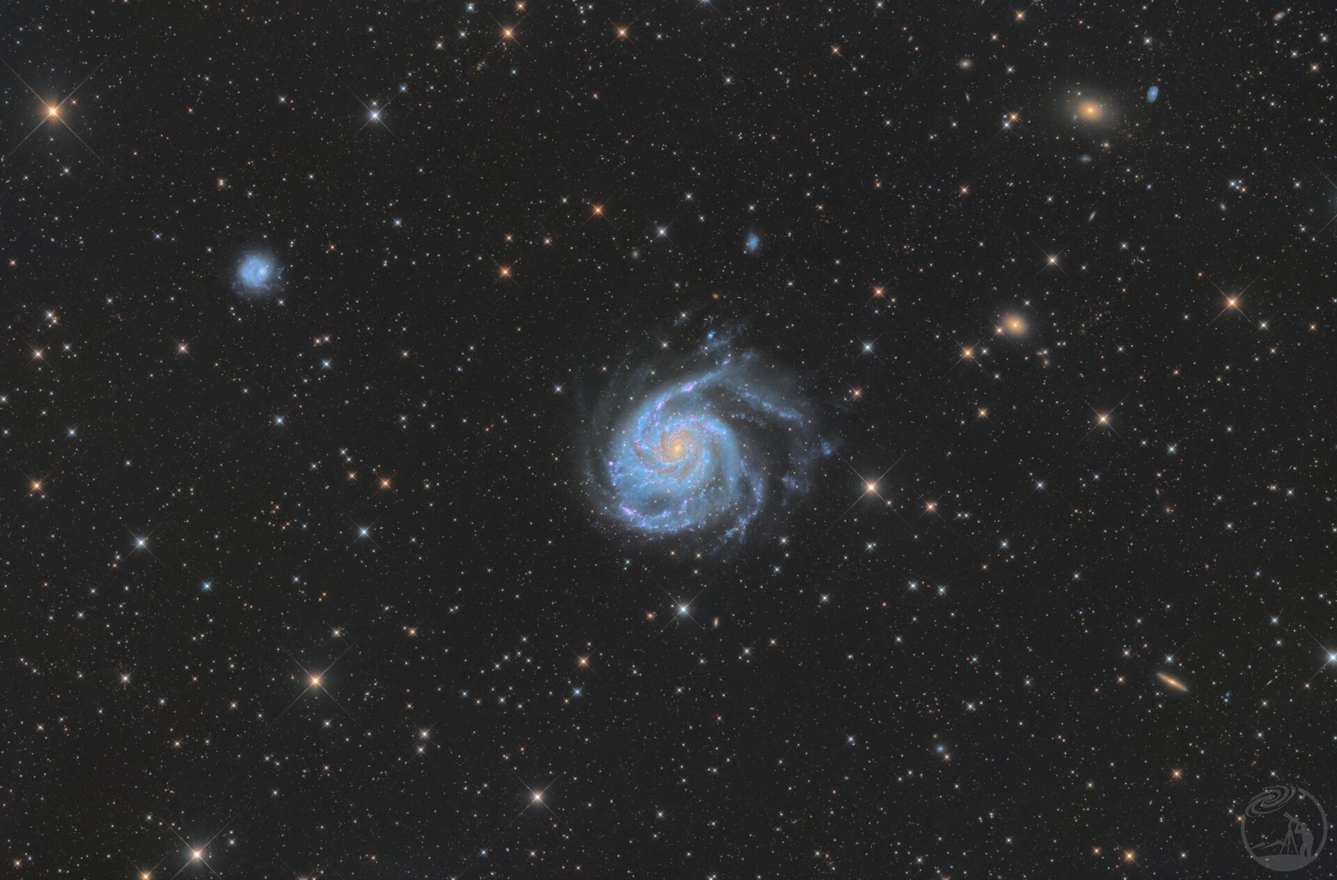 M101 宇宙深处的风车