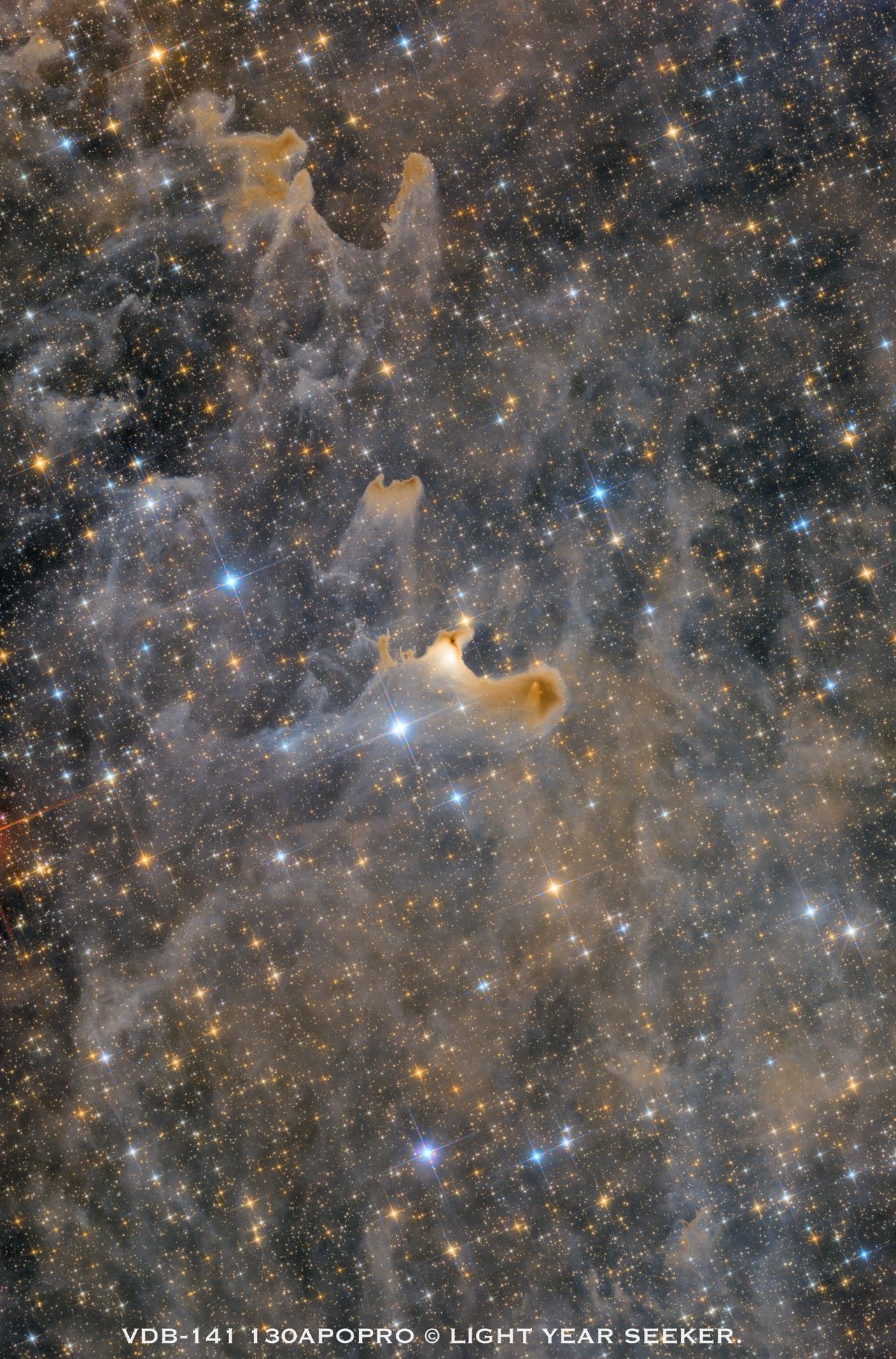 【日图】黑区暗星云 vdb-141