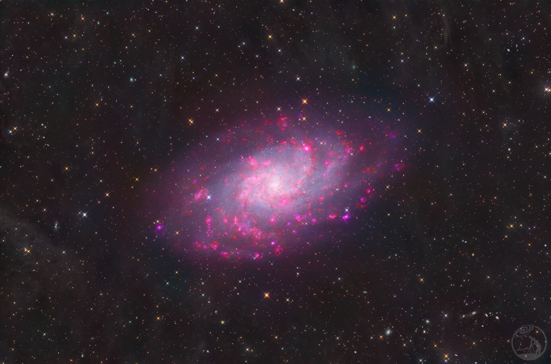 M33