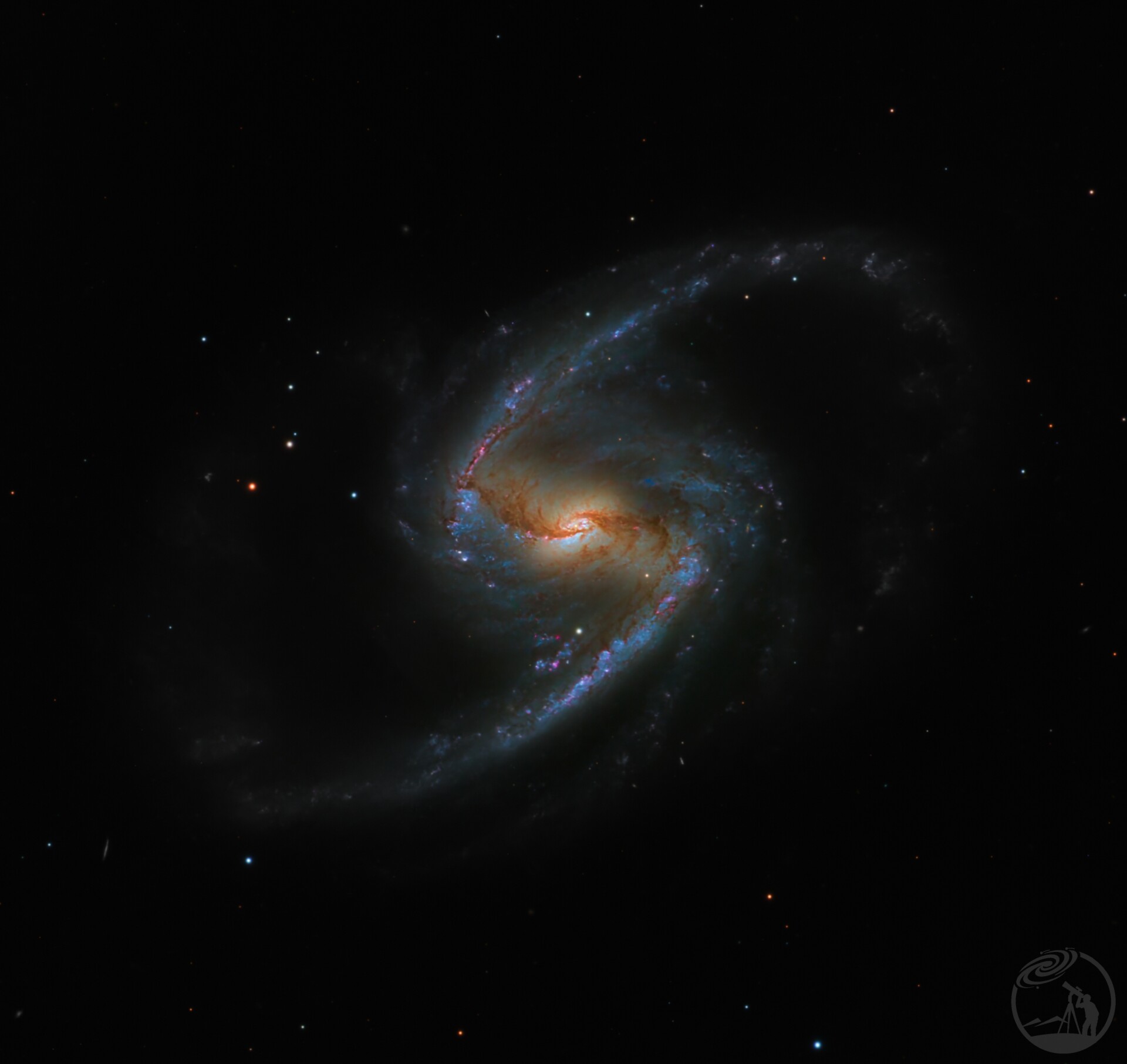 NGC1365棒旋的梦幻星系