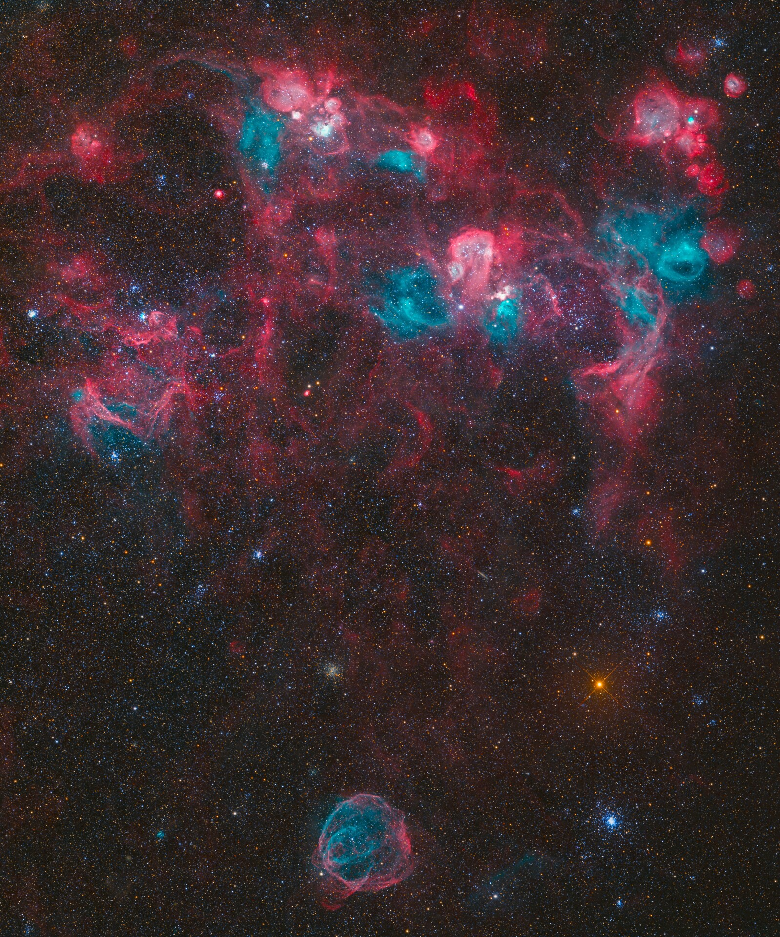 NGC1727宇宙烟花秀