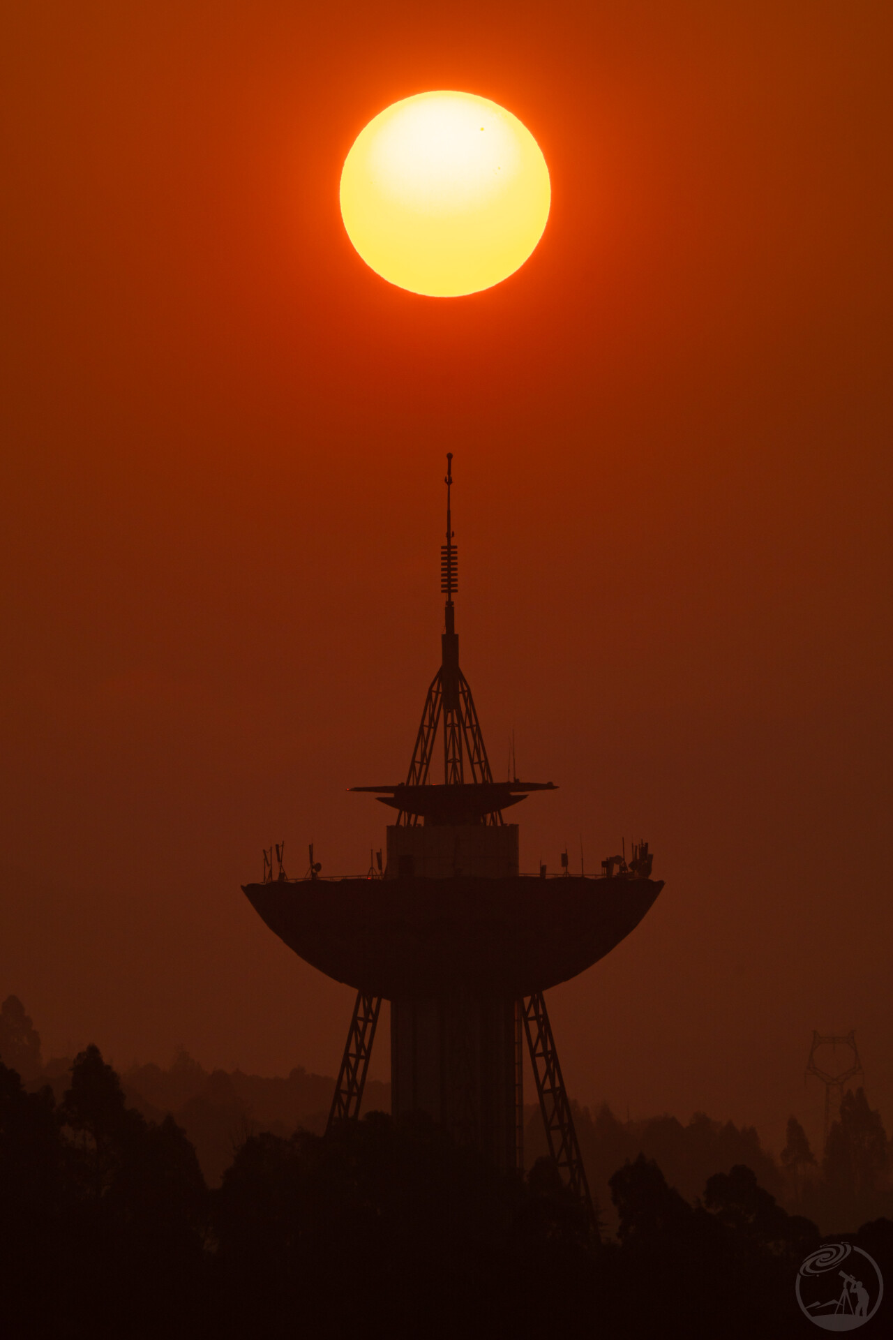云南昆明世博园科技馆日出悬日