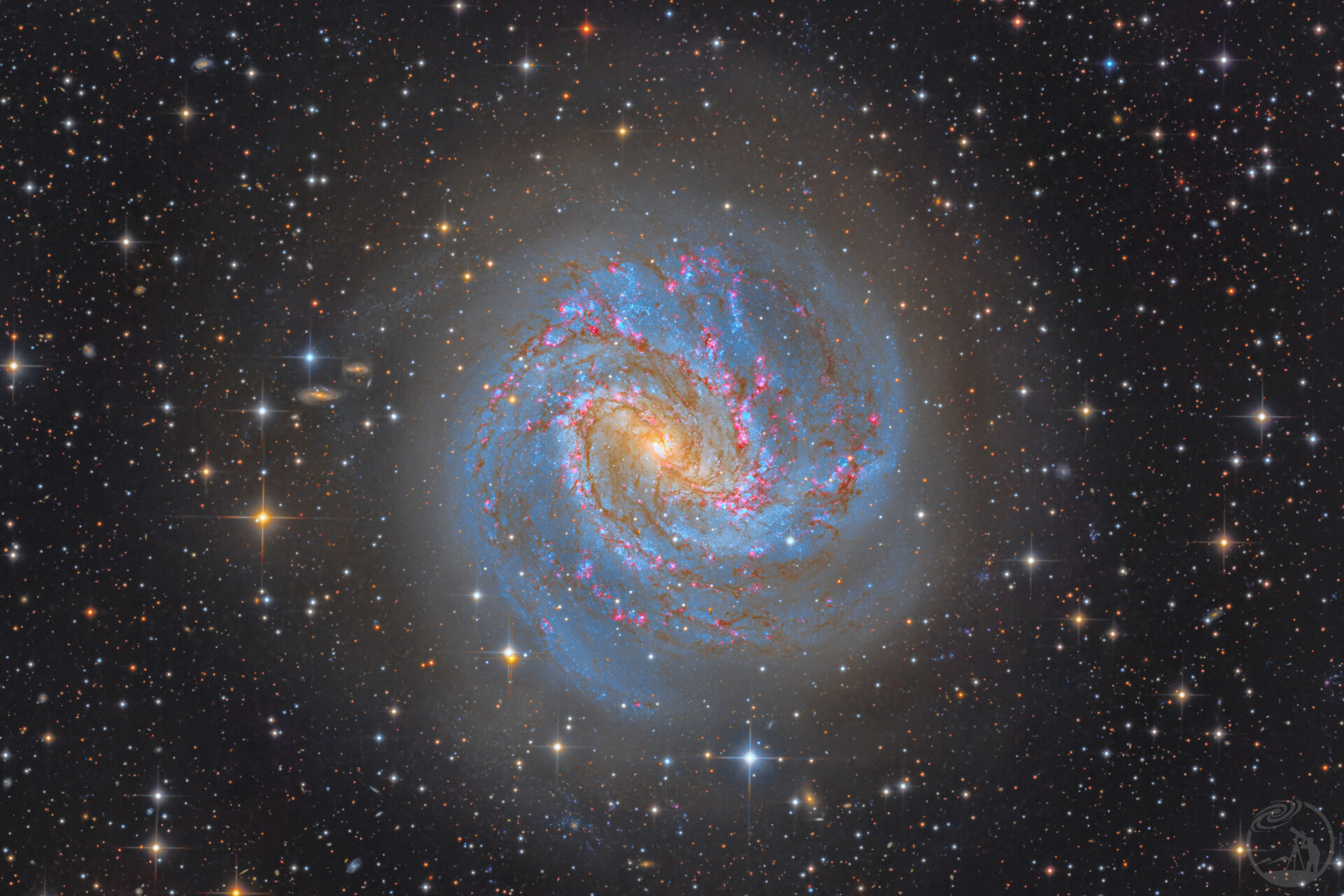 M83南风车星系