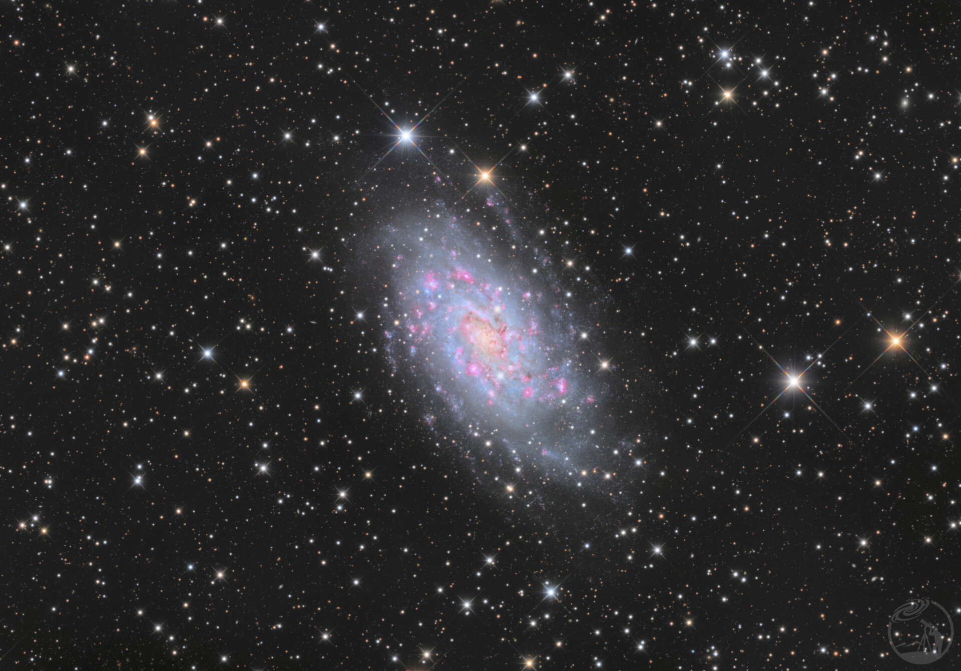 小M33-NGC2403