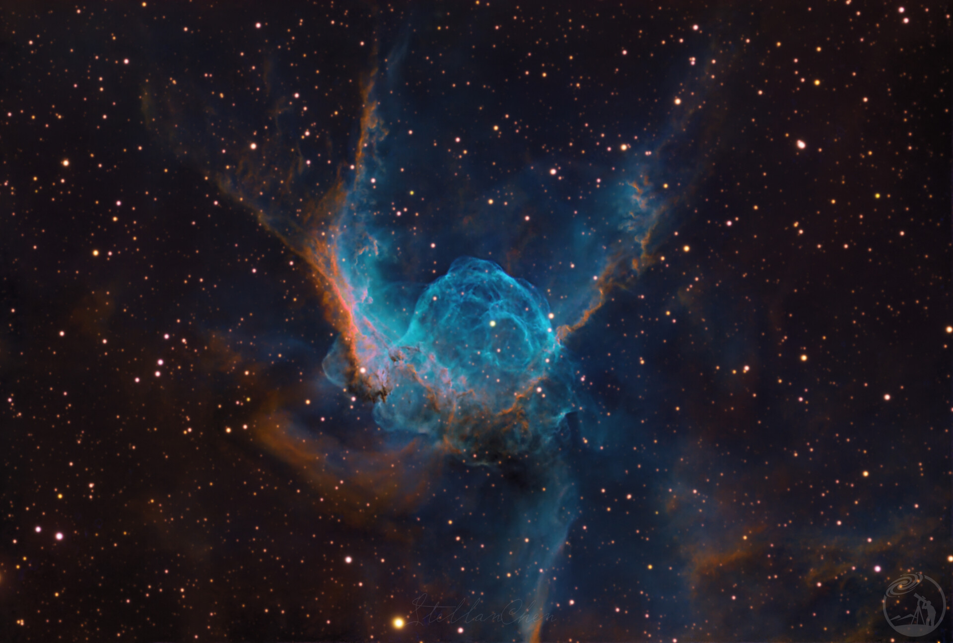 雷神头盔 NGC2359