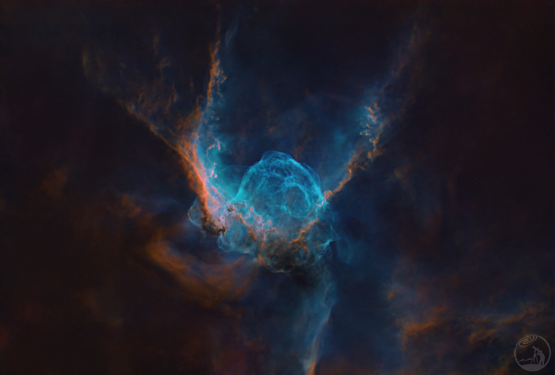 雷神头盔 NGC2359