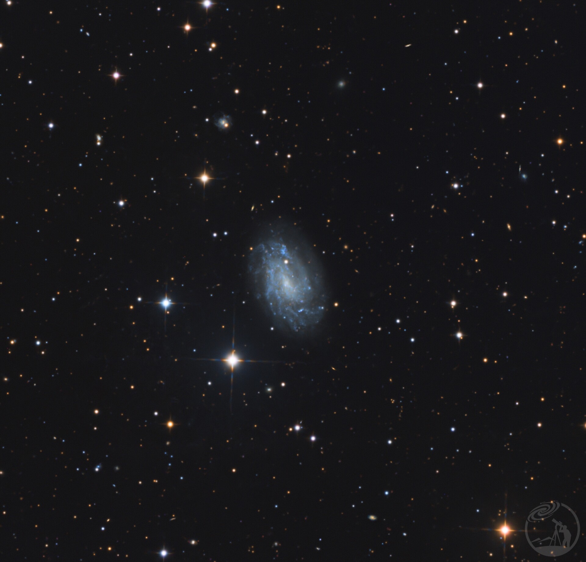 室女座NGC4517与雷睦斯80、NGC4493