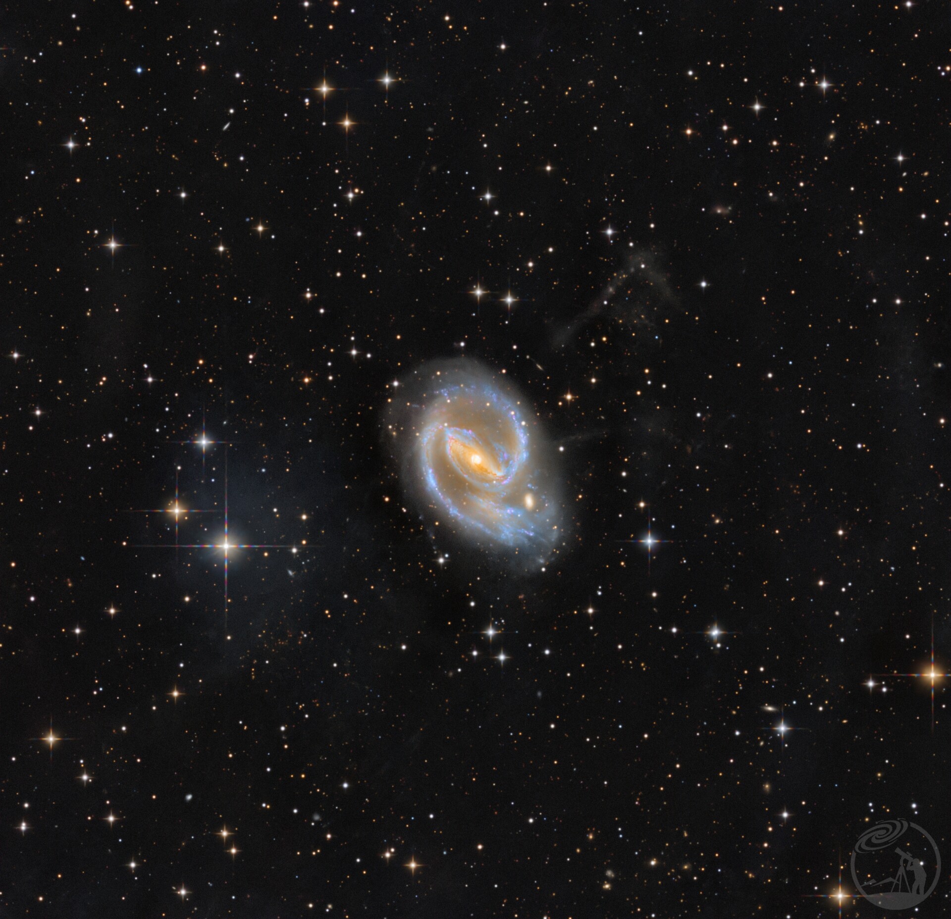 NGC1097及尘埃