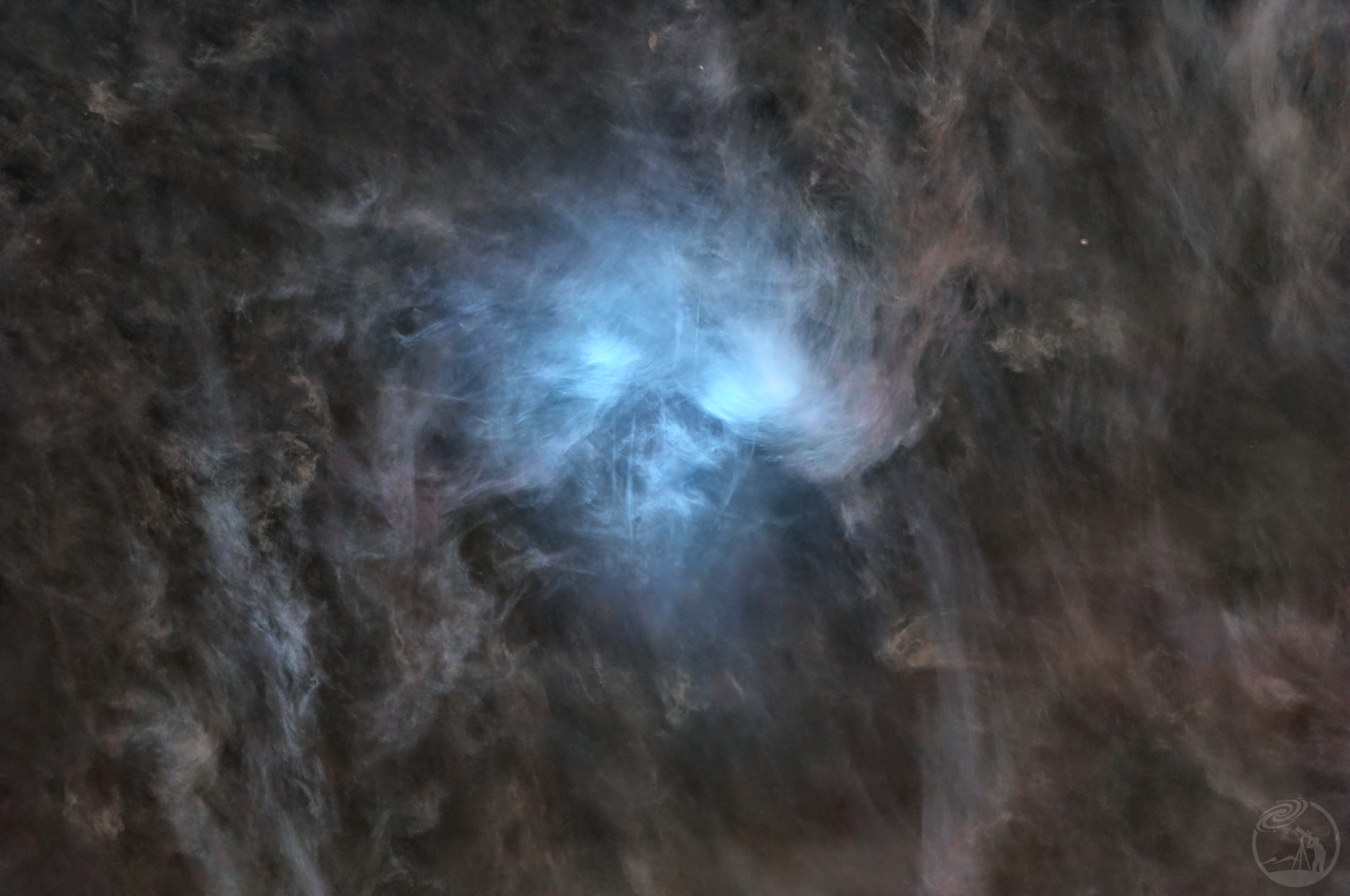 星尘沧海,昴宿流光——M45广域尘埃云
