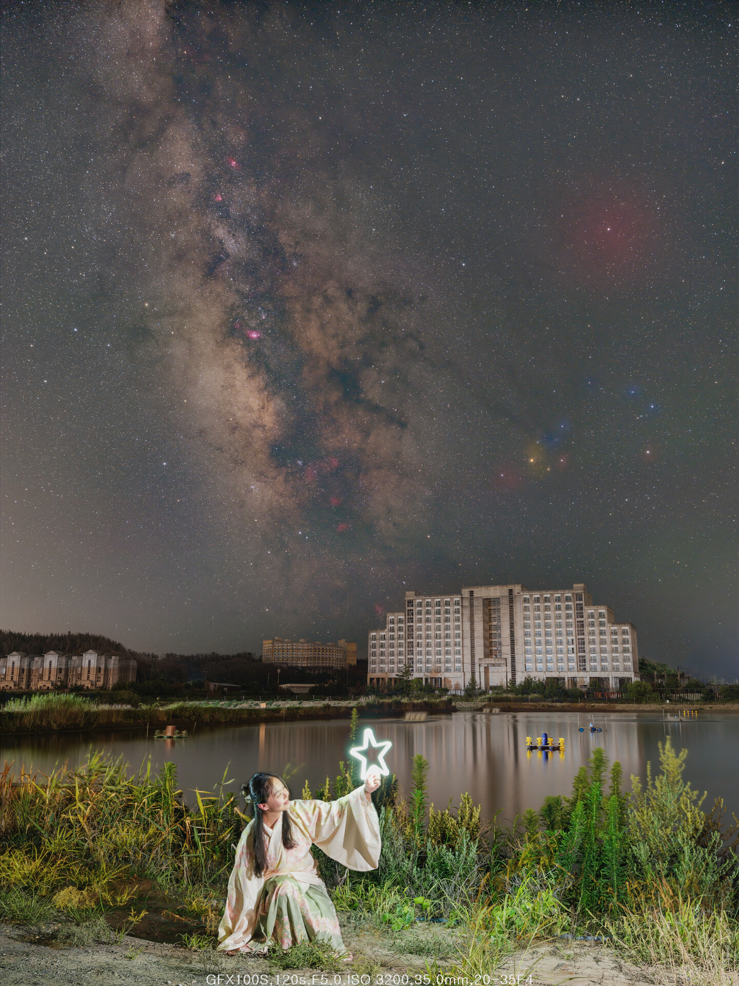 在水库边看星星