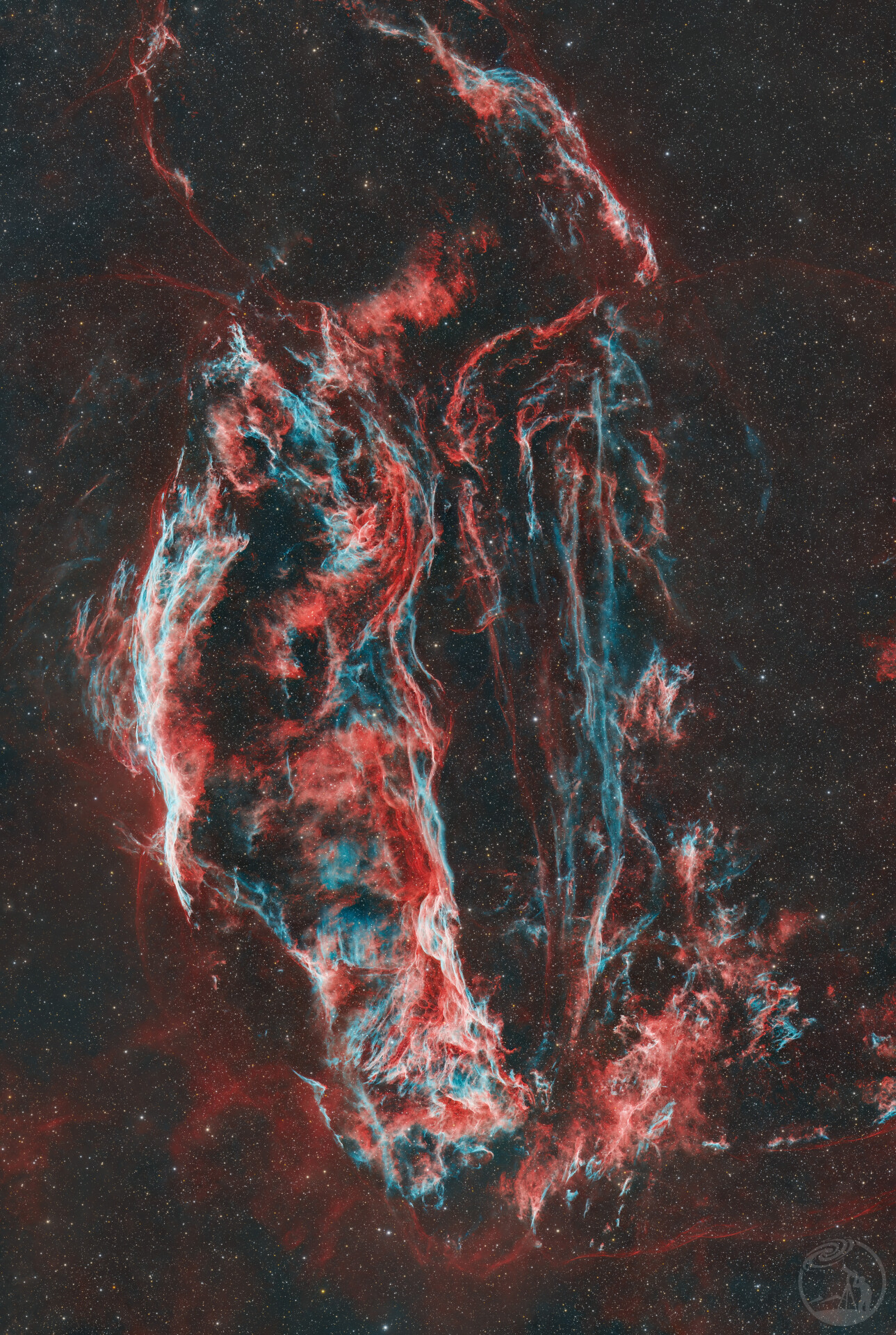 西面纱星云的峥嵘