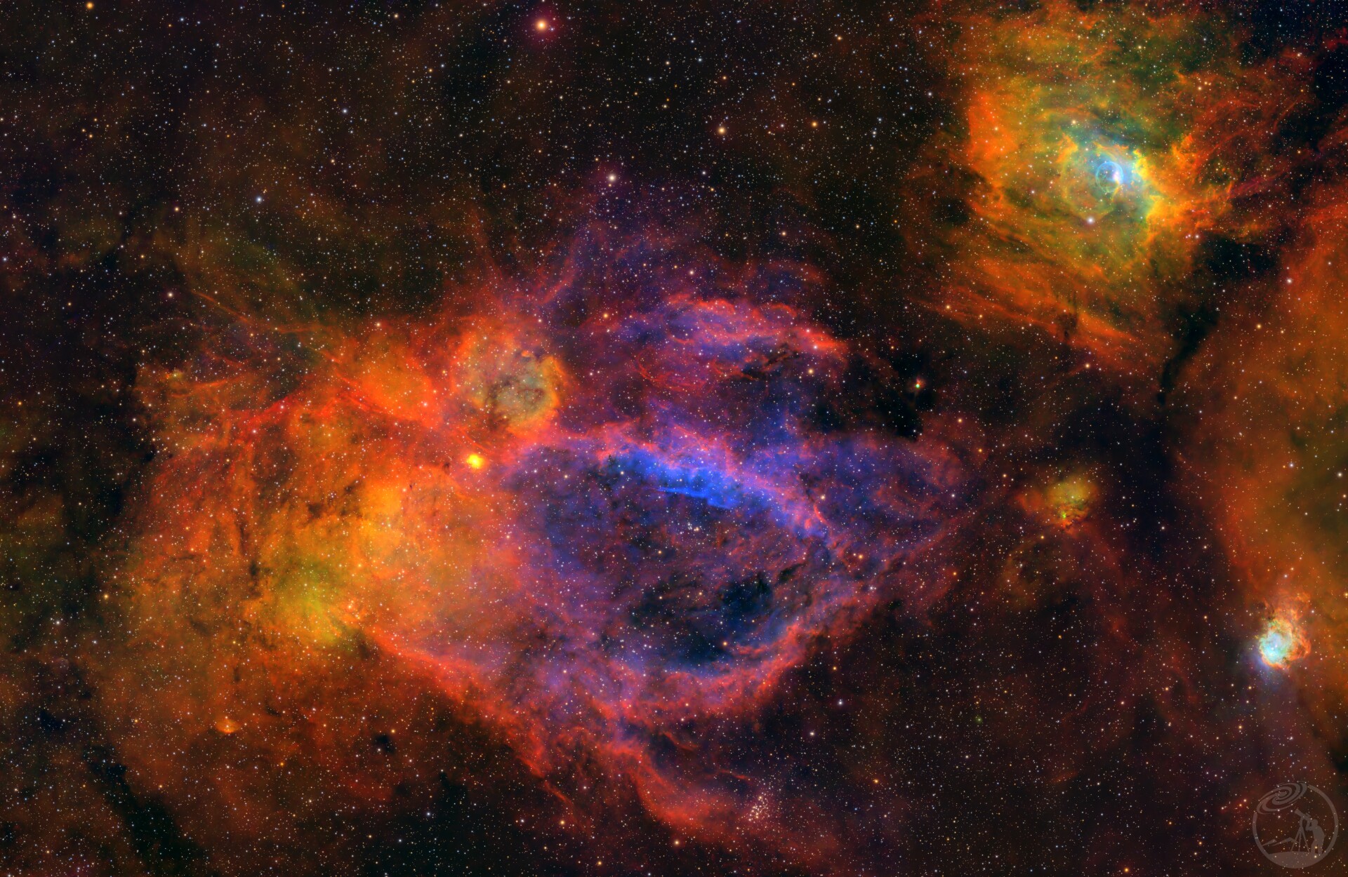 龙虾钳SH2-157与气泡星云NGC7635