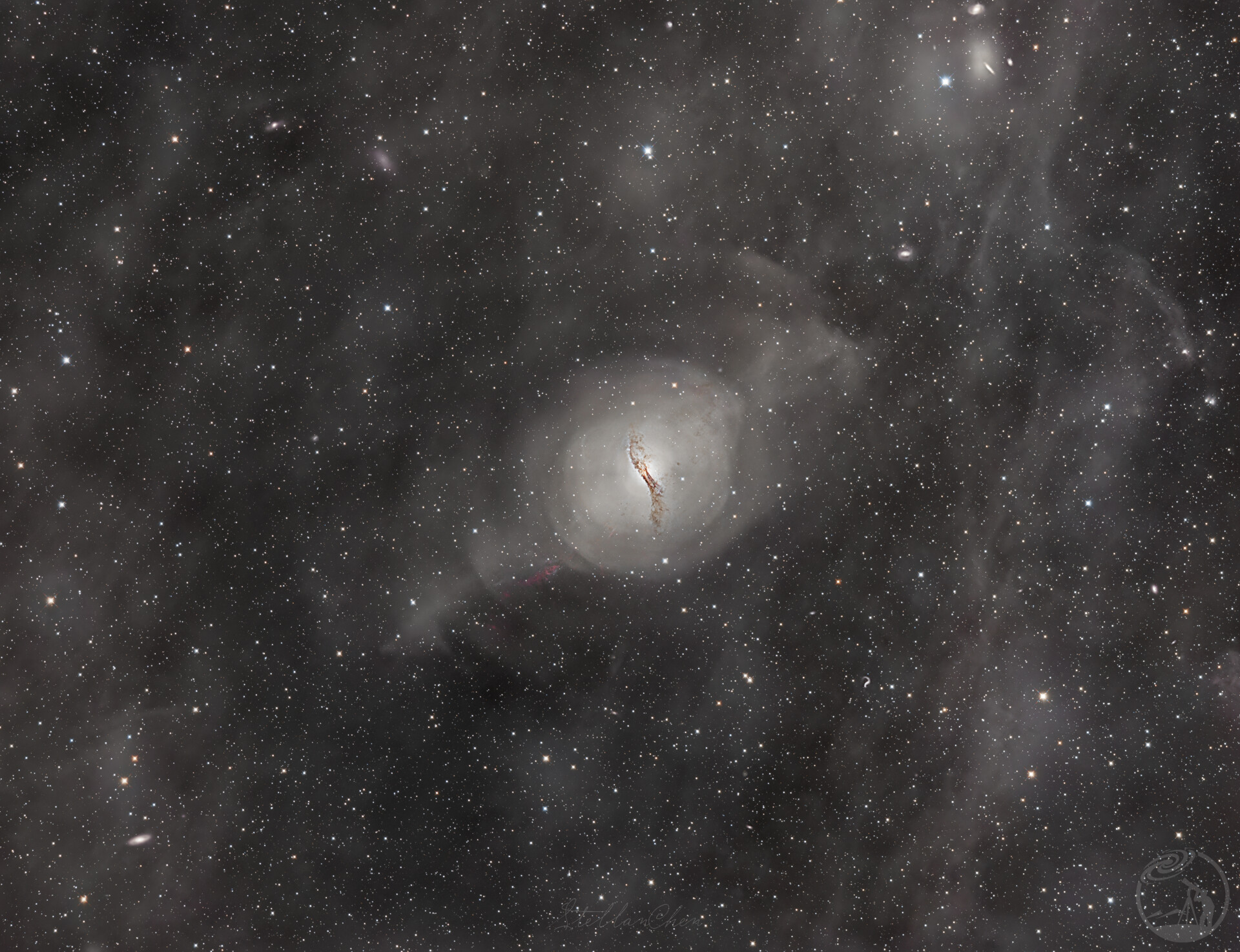 NGC5128 半人马座 A 广域暗云