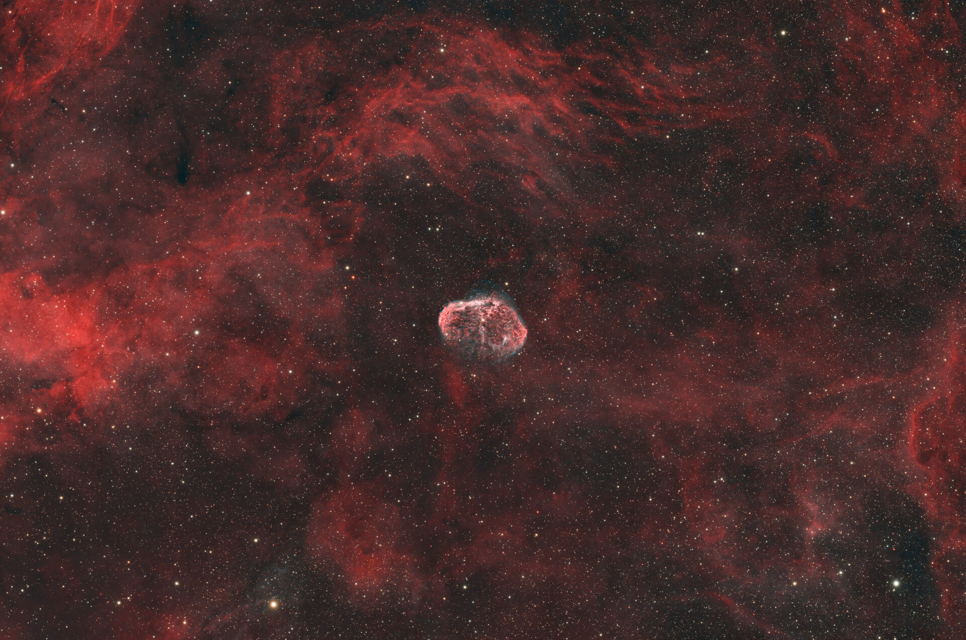 眉月星云NGC6888
