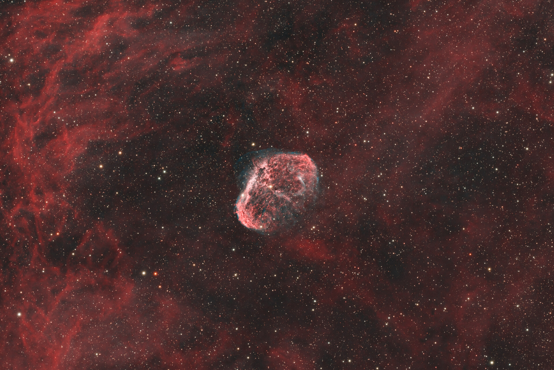 眉月星云NGC6888