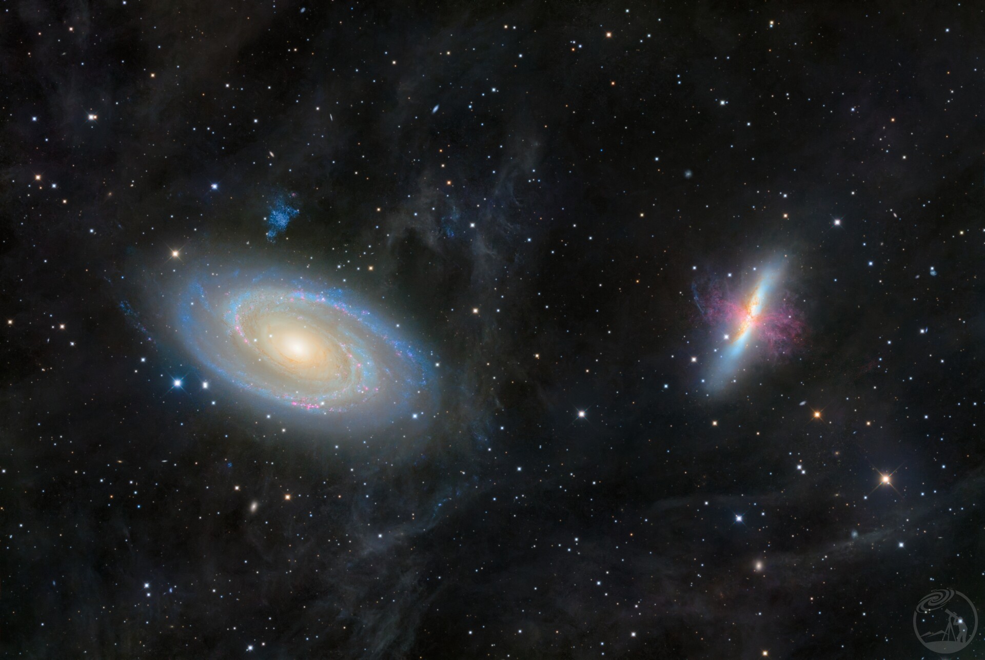 M81M82