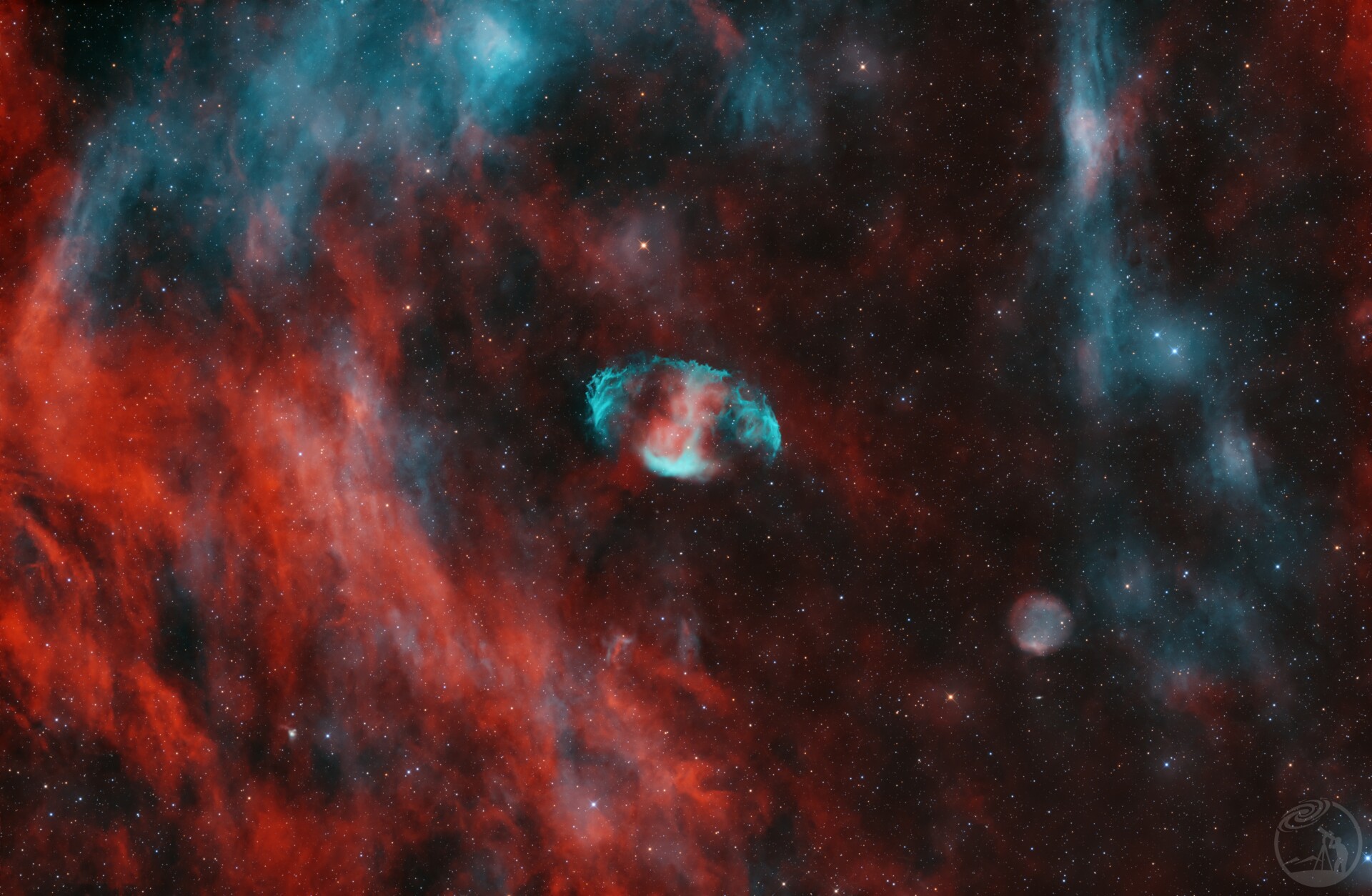 古老的玛土撒拉星云 MWP 1 与“小泡泡” Alv 1
