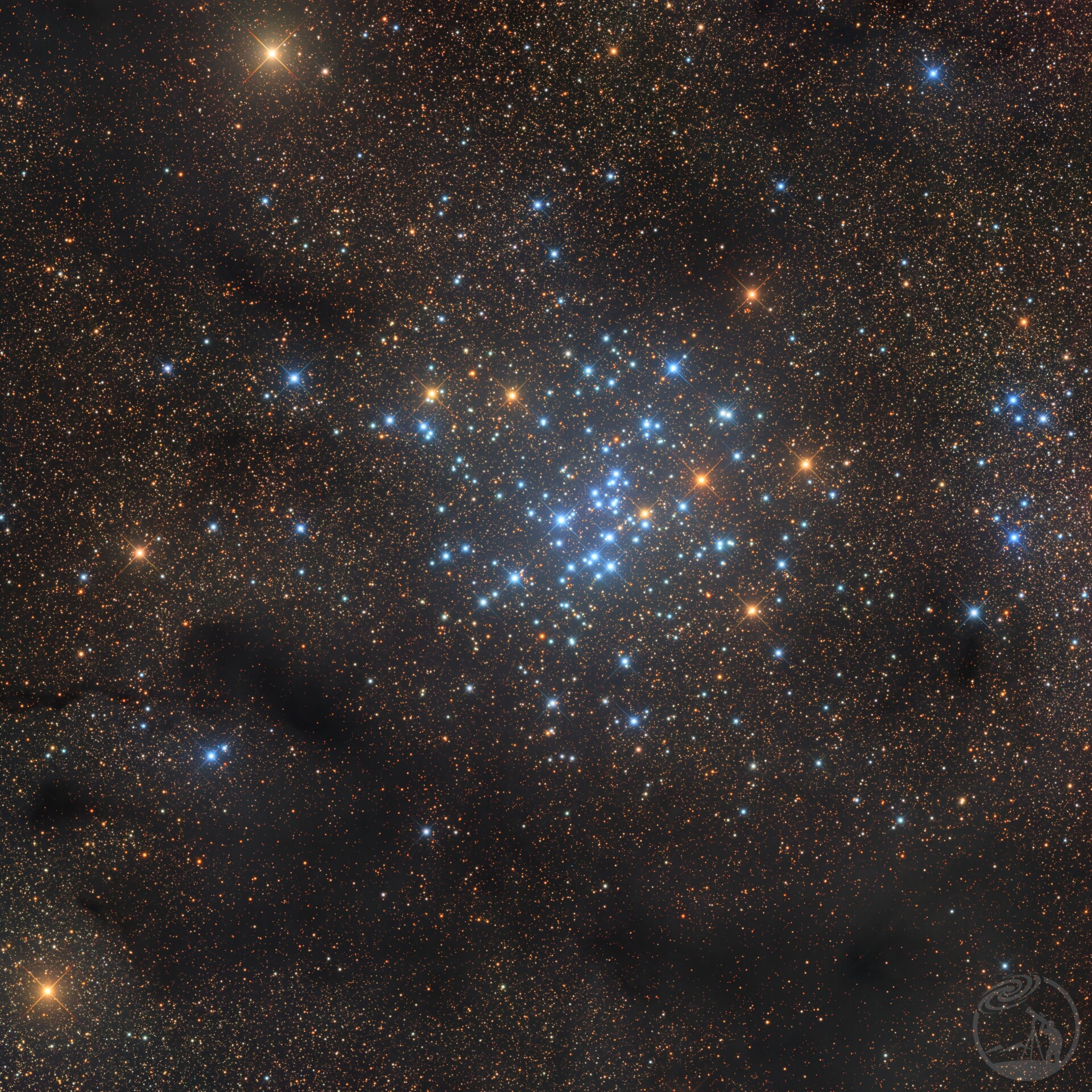 NGC6124黑绸缎上的珍珠