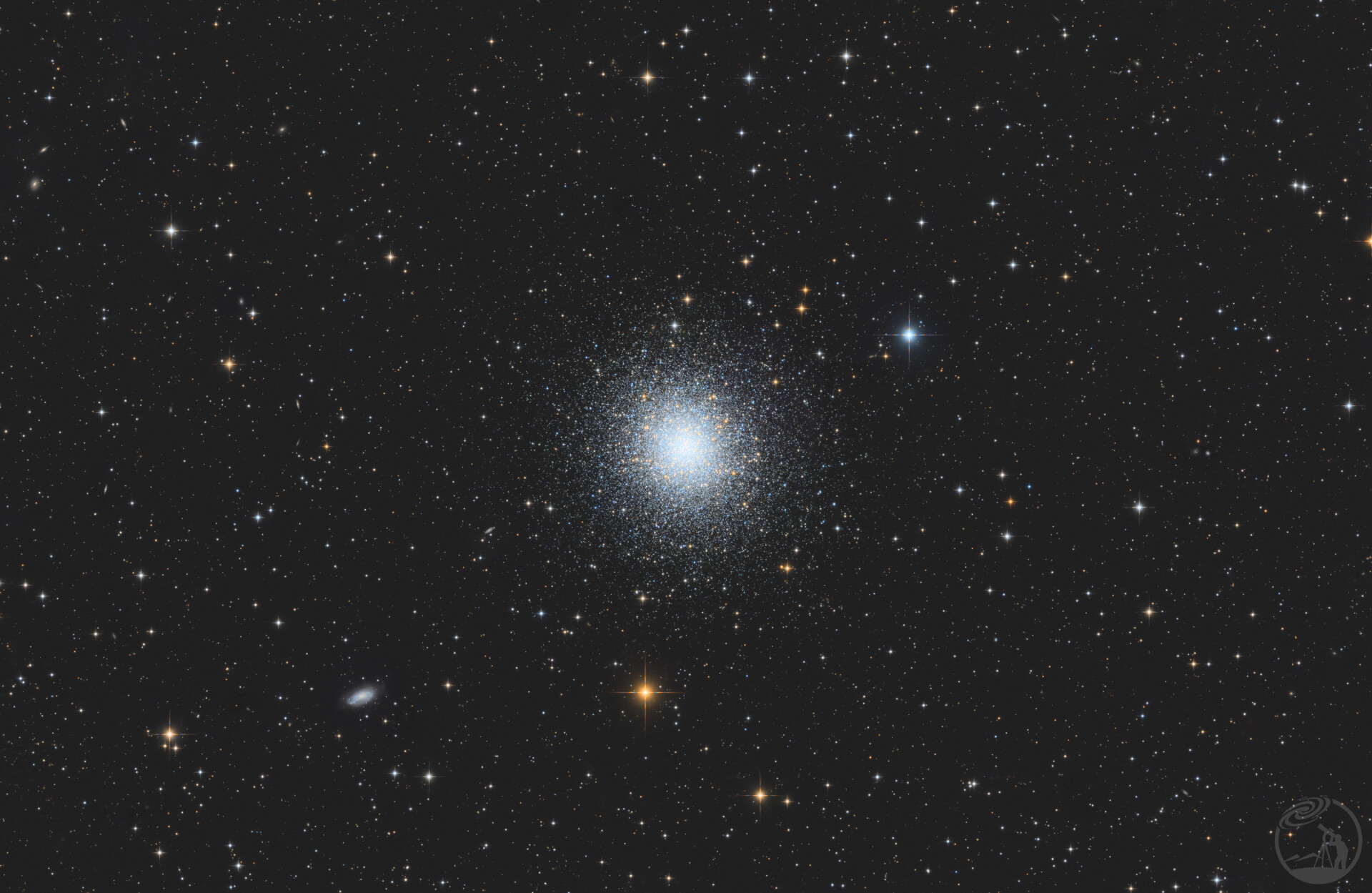 M 13 球状星团