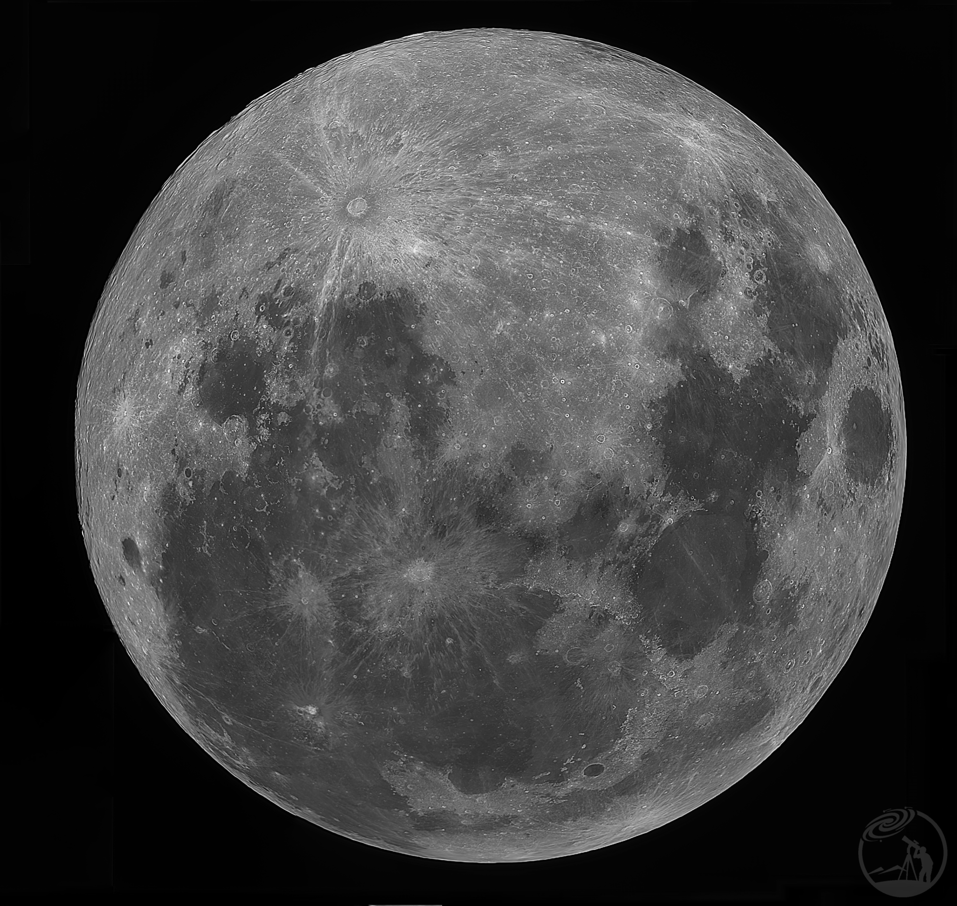 十五的月亮十六圆