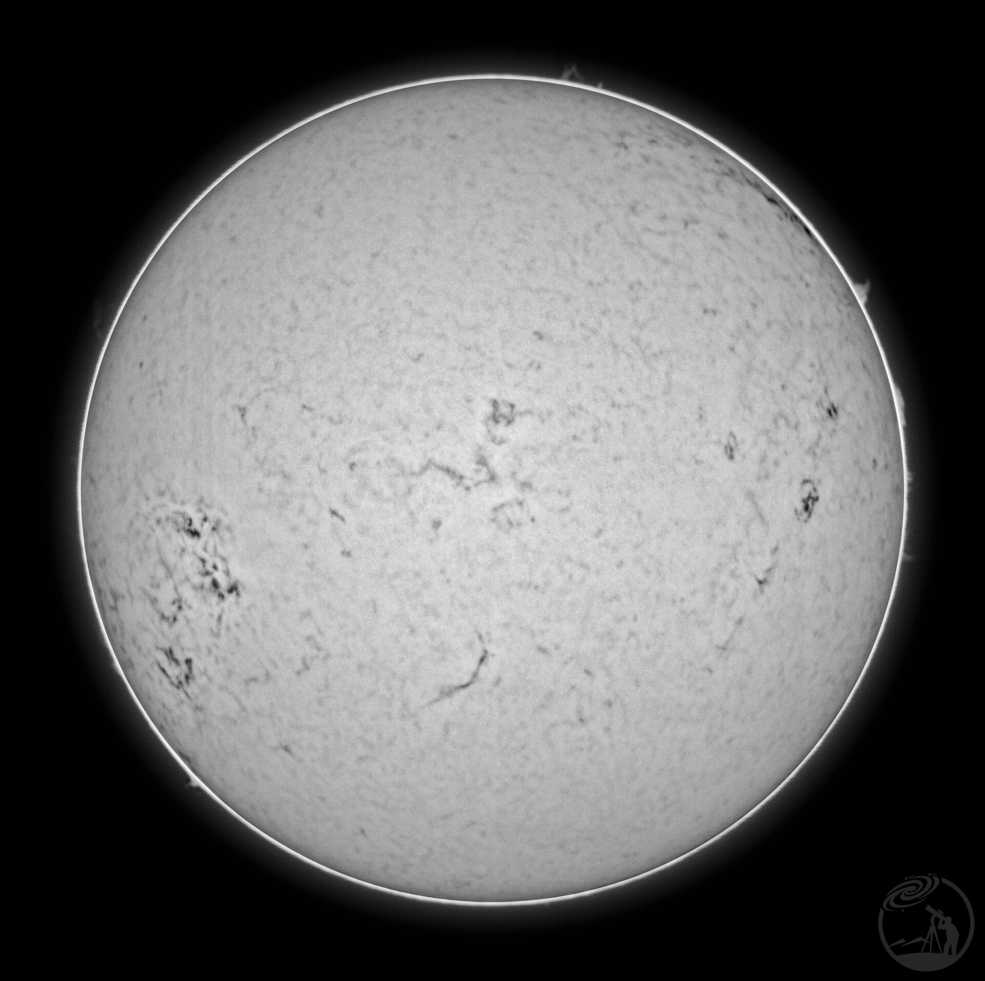 20261003太阳光谱仪线扫成像Ha/CaH/He(D3)