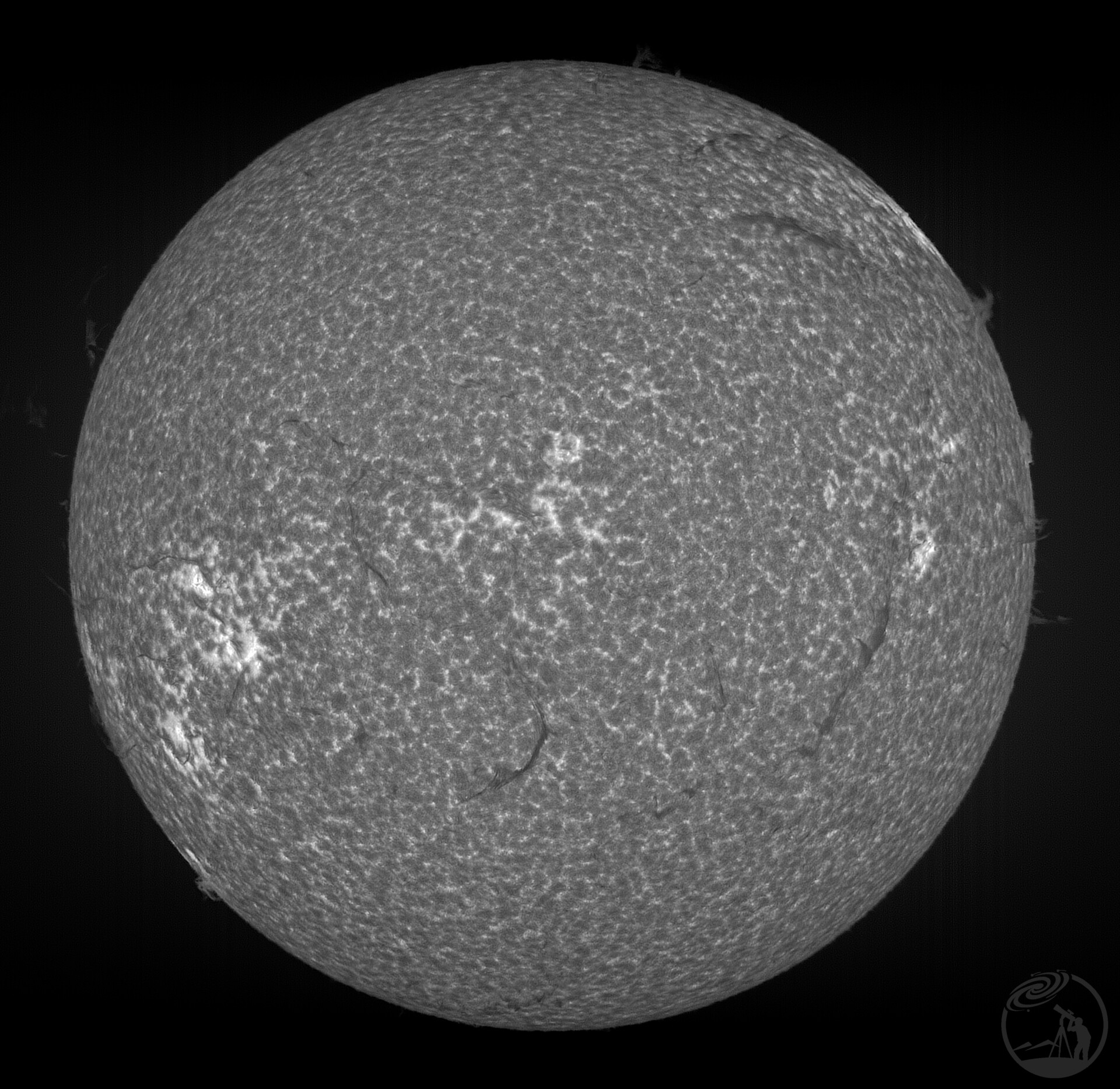 20261003太阳光谱仪线扫成像Ha/CaH/He(D3)