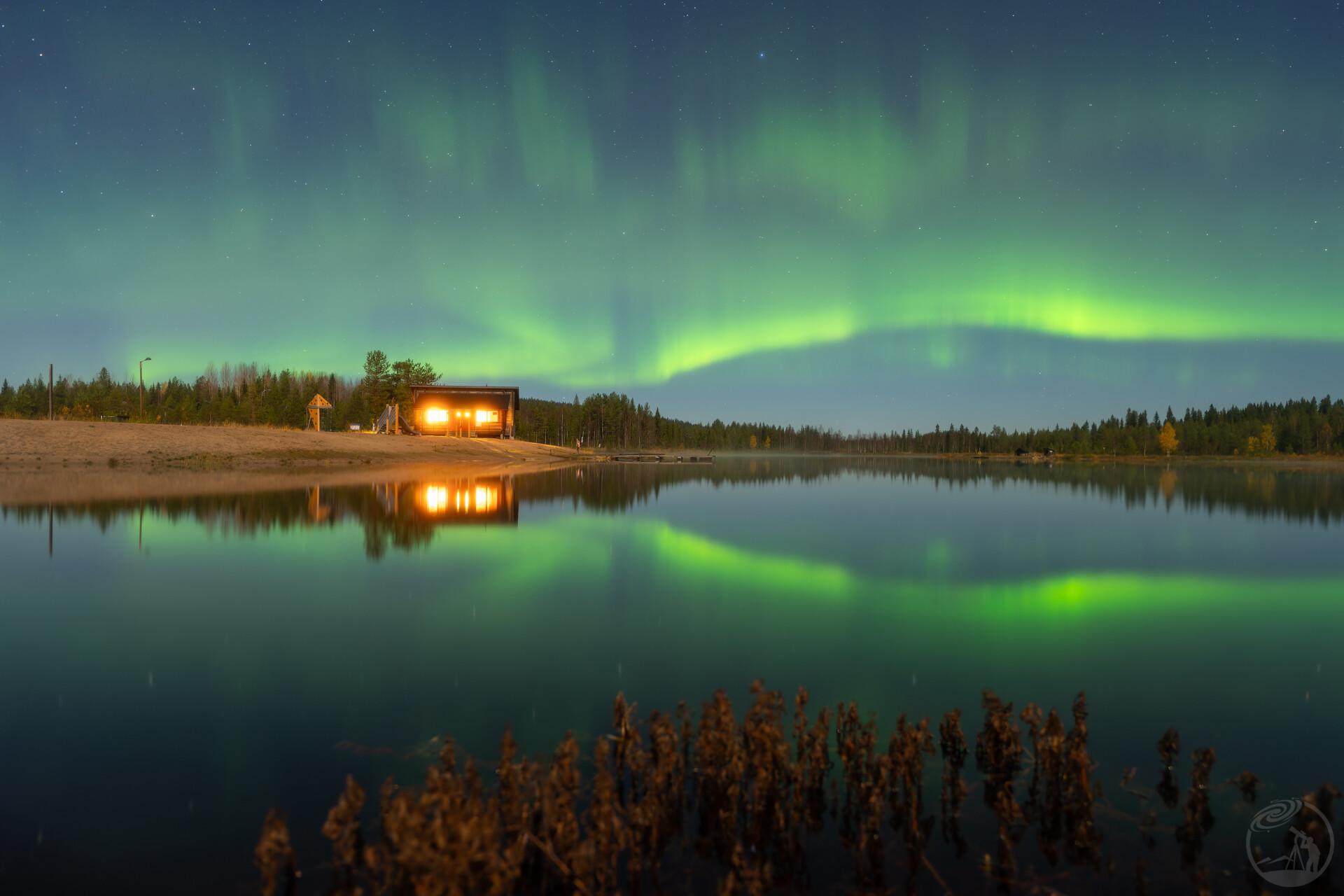 A Waltz of Green Light
