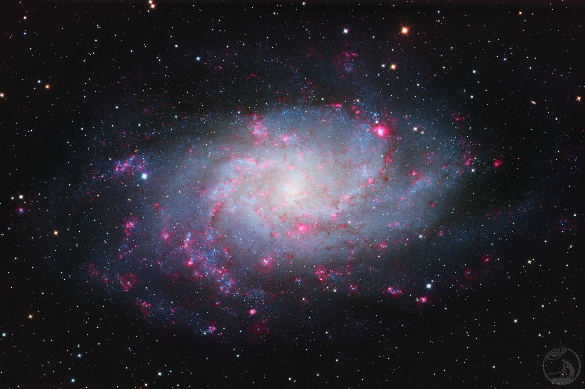 M33