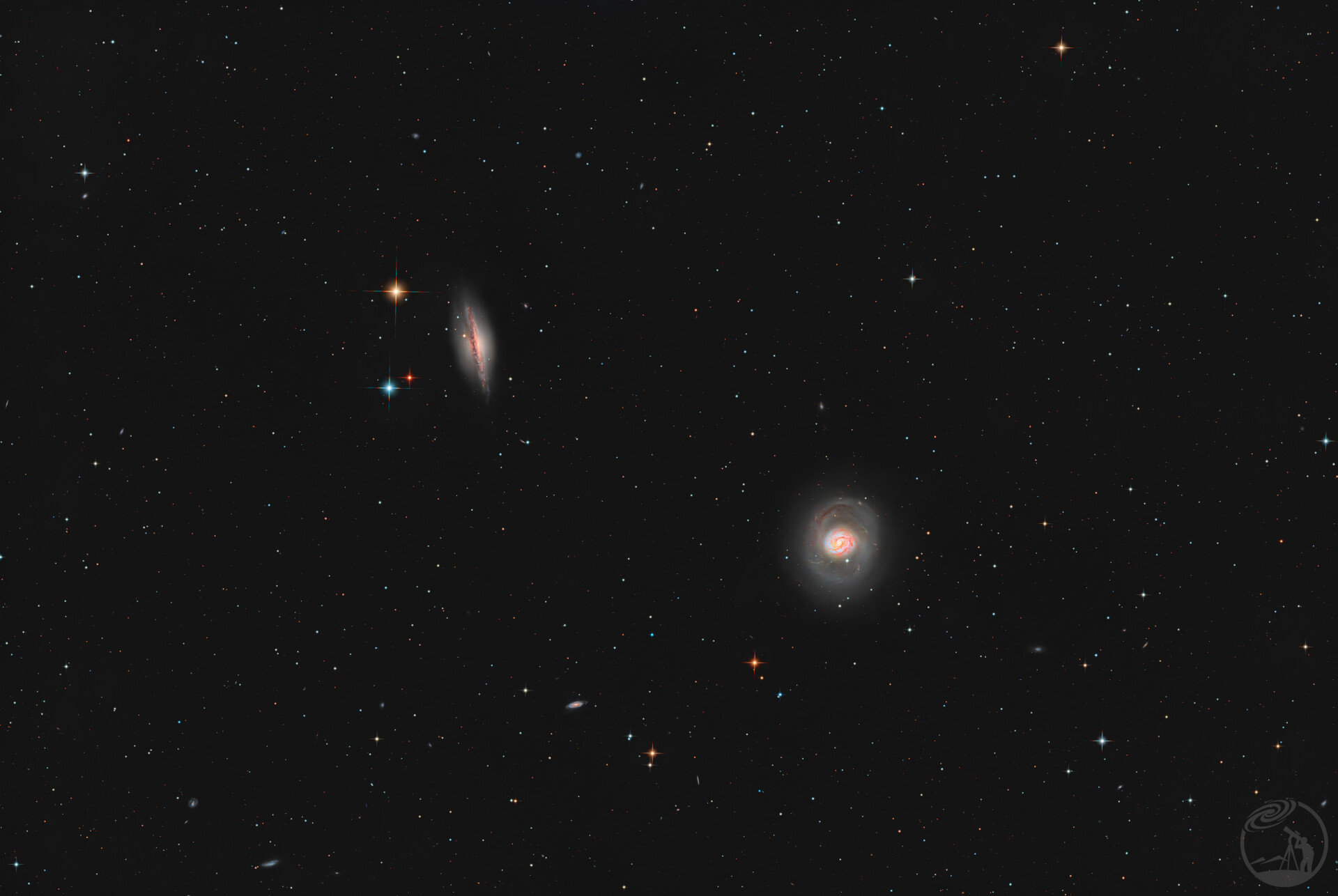 M77与NGC1055笑脸