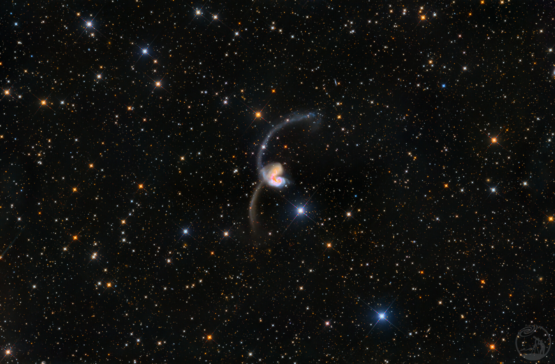 NGC4038/NGC4039触须星系