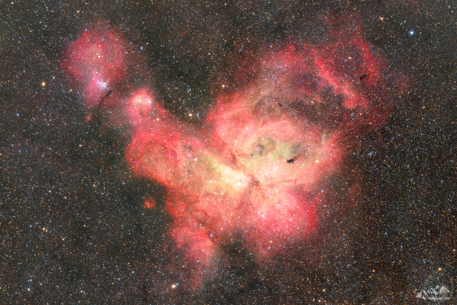 NGC3372，40分钟的船底座大星云，仿佛深渊凝视着众生