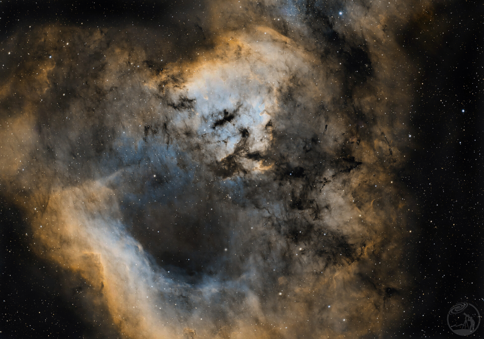 NGC7822问号核心区